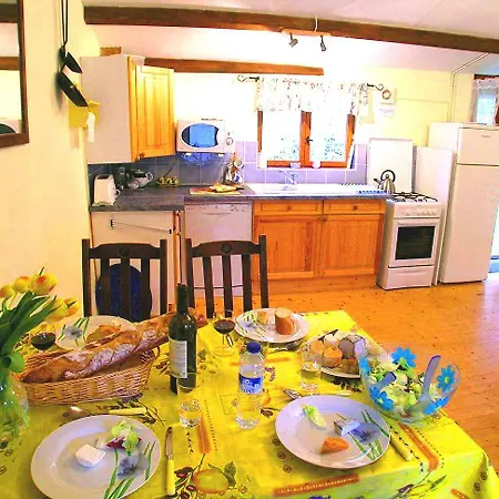 Nyaraló La Roche At Les Glycines With Pool,games Field In A Peaceful,rural Setting *